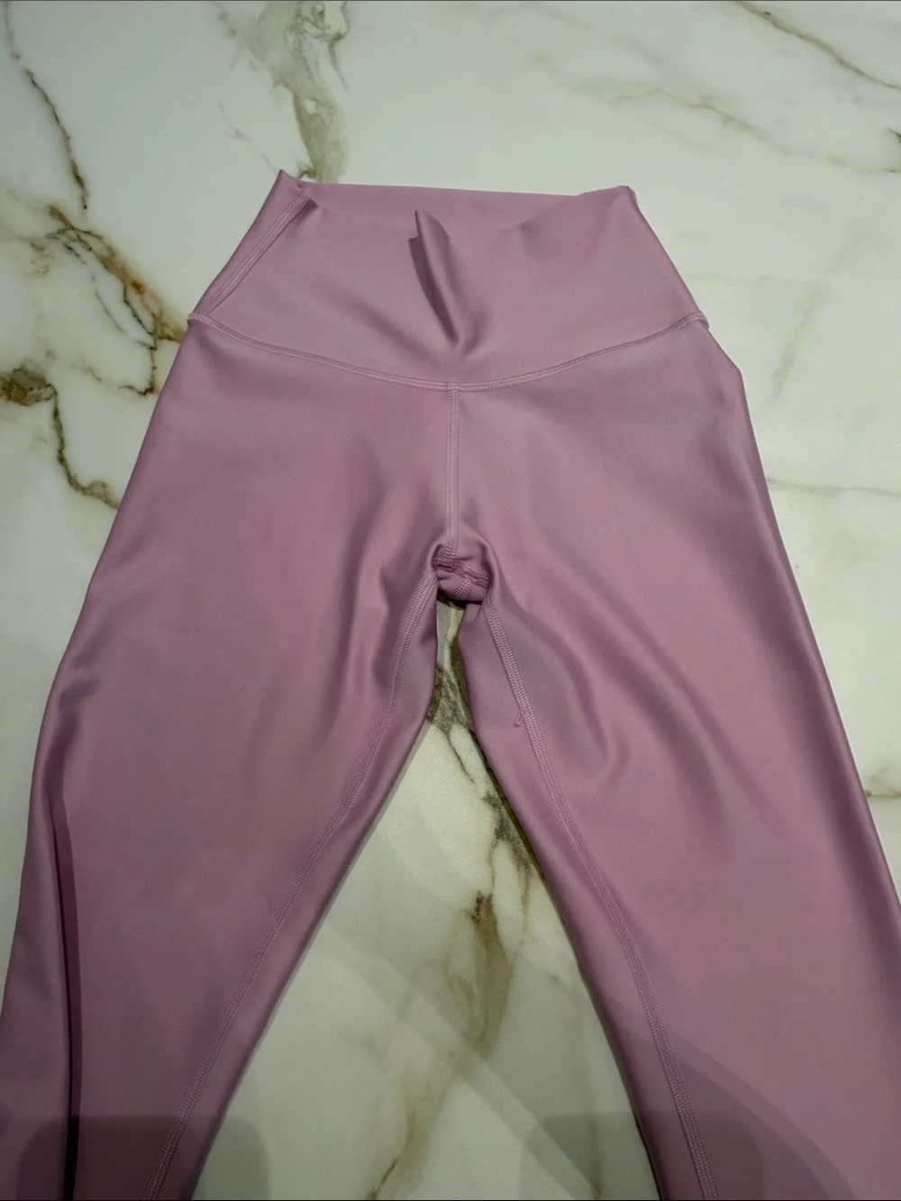 Alo Yoga 7/8 High-Waist Airlift Legging - Sugarplum Pink